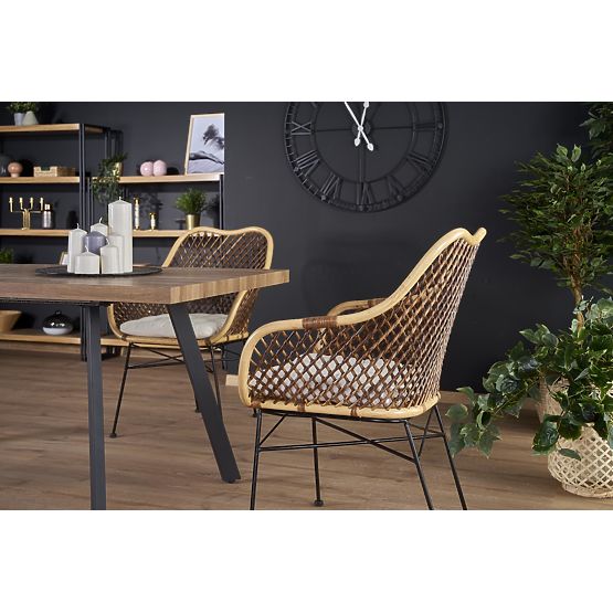 BERLIN Extendable Table 140-180 cm, Top - Walnut, Frame - Black (2p=1pc)