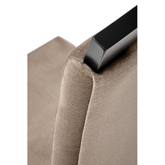 CLARION 2 Chair Black / Upholstery: MONOLITH 09 (Dark Brown) (1p=2pcs)