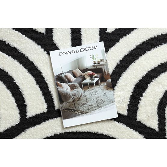 Modern Carpet MODE 8629 Shell Cream / Black