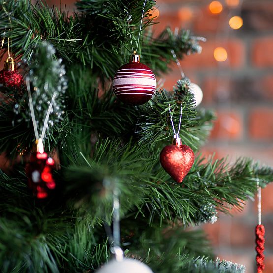 Red Santa Christmas Ornament Set 149 pcs