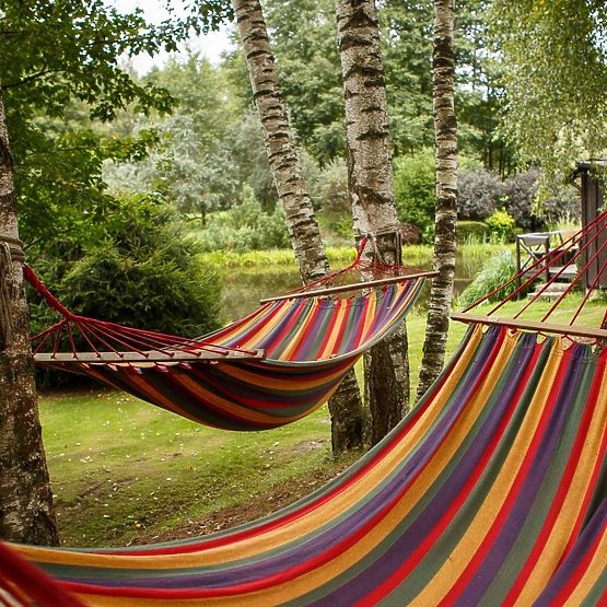 Single Hammock with 40cm Bar 400257 Red