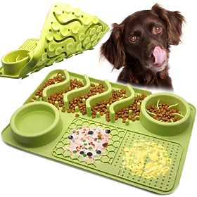 GREEN SLOW FEEDING LICK MAT