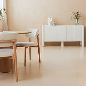 Three-Door Sideboard Lunaria with Carved Front, White